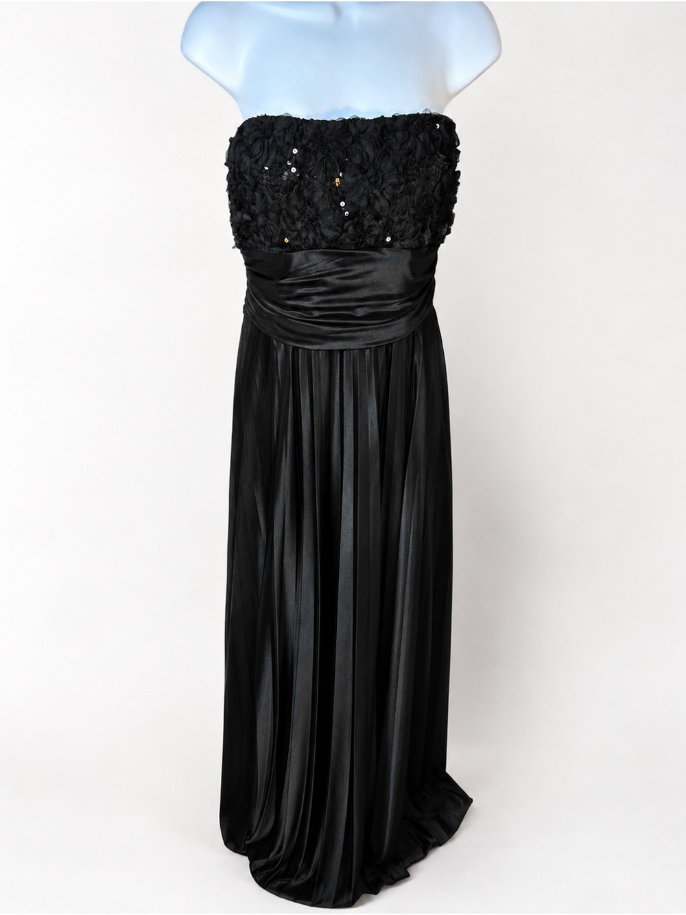 Speechless Black Strapless Sequin Floral Bodice Evening Gown